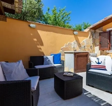 Holiday home Casa Annette By La Via Del Mare Viaggi E Vacanze Villasimius