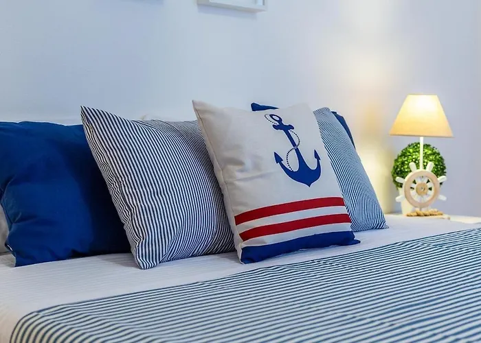 Дом отдыха Casa Annette By La Via Del Mare Viaggi E Vacanze *
