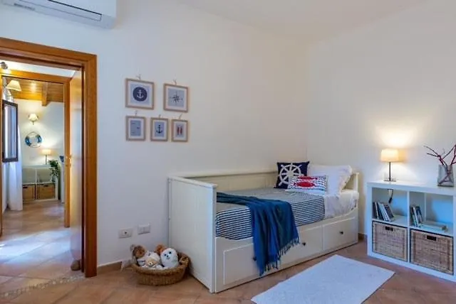 Casa Annette By La Via Del Mare Viaggi E Vacanze * Вилласимиус
